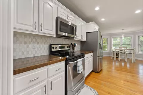 Kitchen - 40 Setters Pointe Pointe, Corbin, KY 40701 photo 5 of 5