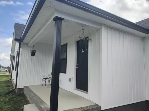115 Dean Dr, Harrodsburg, KY 40330
