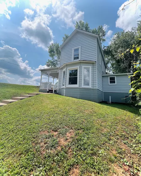 107 West St, Somerset, KY 42501