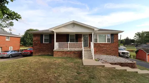 1008 Coleman Ct, Harrodsburg, KY 40330