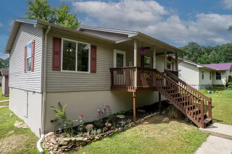 470 Poplar Ln, Morehead, KY 40351