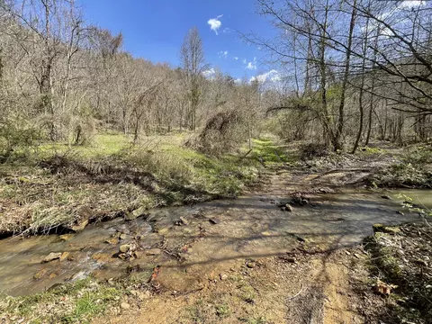 9999 Mill Br, Flat Lick, KY 40935