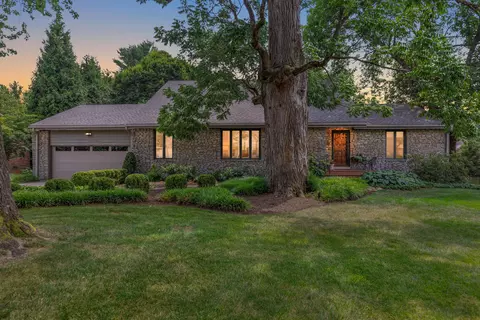 936 Turkey Foot Rd, Lexington, KY 40502