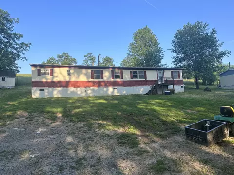 797 Carpenter Creek Rd, Hustonville, KY 40437