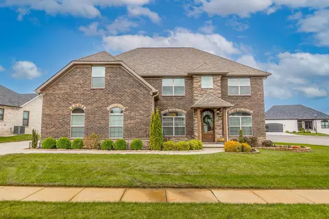2663 Lucca Pl, Lexington, KY 40509