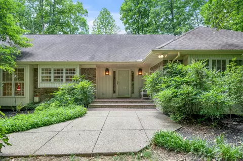 1004 Grey Fox Ln, Richmond, KY 40475