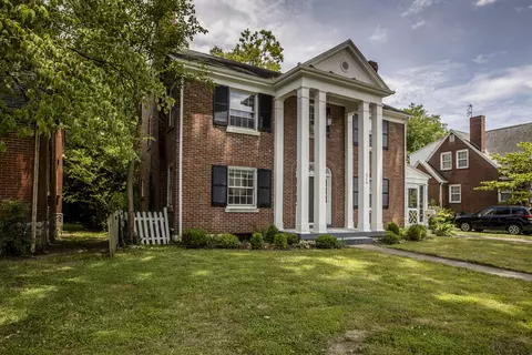 215-217 Arcadia Park, Lexington, KY 40503