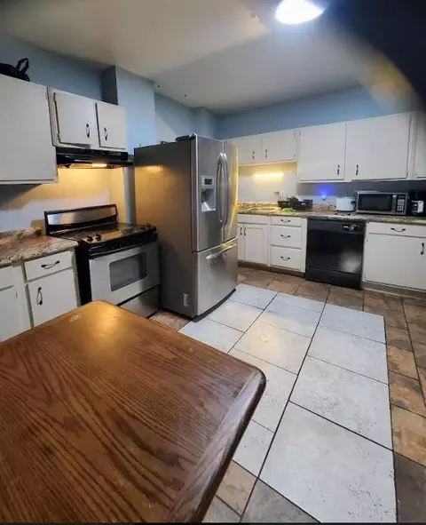 374 E Third St, Lexington, KY 40508 photo 9