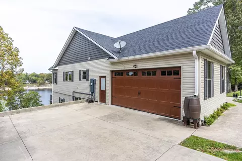966 Hunter Dr, Lancaster, KY 40444 photo 8
