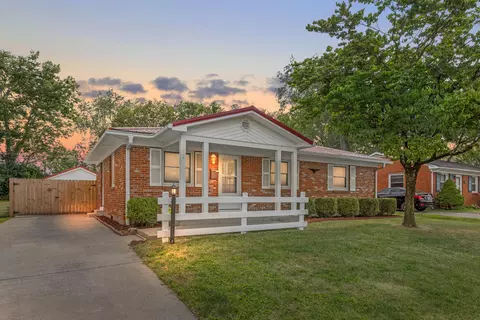 324 Harvard Dr, Lexington, KY 40517