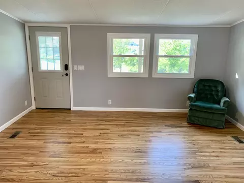 5043 Ecton Rd, Winchester, KY 40391 photo 4