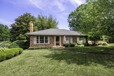 29 Manor Dr, Winchester, KY 40391