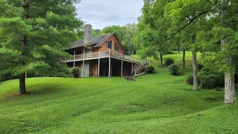 2846 Cedar Rd, Stamping Ground, KY 40379