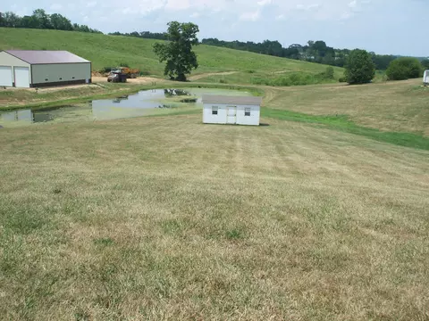 04 Woodsview Ct, Lawrenceburg, KY 40342