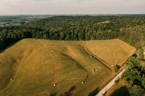 1208 Ky-946, Ezel, KY 41425