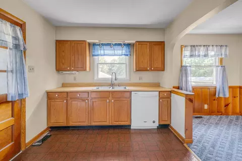 106 E Morrison St, Wilmore, KY 40390 photo 3