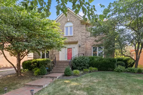 2137 Rollingdale Rd, Lexington, KY 40513