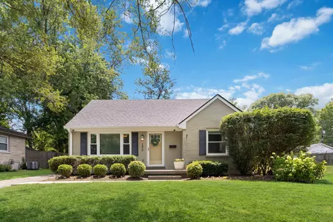 246 E Lowry Ln, Lexington, KY 40503