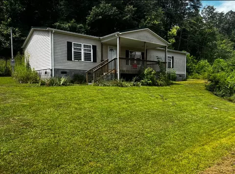 2475 Wolf Creek River Rd, Williamsburg, KY 40769