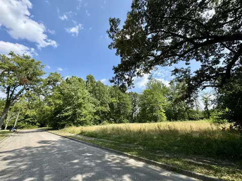 Undisclosed, Berea, KY 40403 photo 11