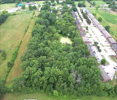 Undisclosed, Berea, KY 40403