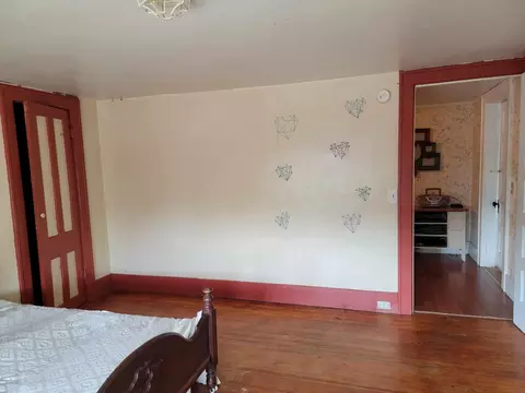 Bedroom - 159 E Walnut St, Mount Olivet, KY 41064 photo 6 of 8