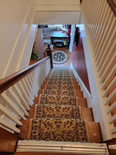 Entry Way - 159 E Walnut St, Mount Olivet, KY 41064 photo 3 of 4