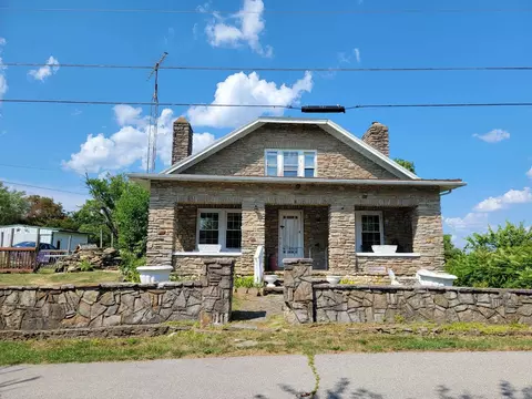 Exterior - 159 E Walnut St, Mount Olivet, KY 41064 photo 1 of 13