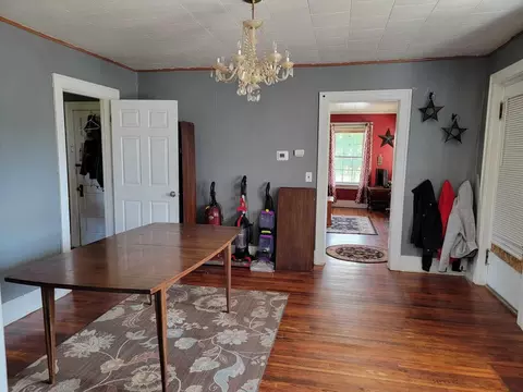 Dining - 159 E Walnut St, Mount Olivet, KY 41064 photo 1 of 4