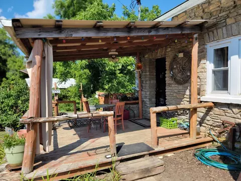 Exterior - 159 E Walnut St, Mount Olivet, KY 41064 photo 8 of 13