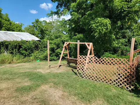 Exterior - 159 E Walnut St, Mount Olivet, KY 41064 photo 11 of 13