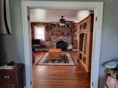 Living - 159 E Walnut St, Mount Olivet, KY 41064 photo 1 of 1