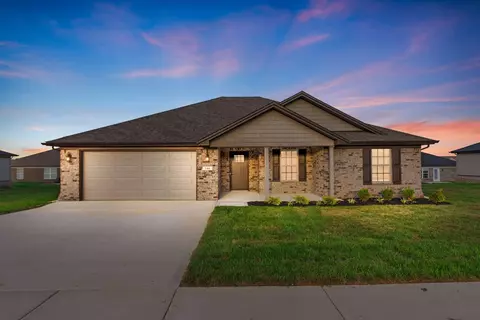 144 Candy Apple Ln, Richmond, KY 40475