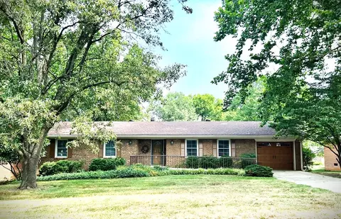 225 Blueridge Dr, Frankfort, KY 40601