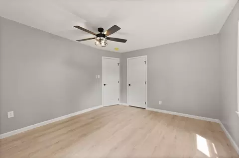 Bedroom - 1018 W 4th St, Corbin, KY 40701 photo 2 of 10