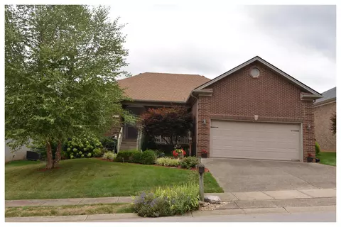103 Live Oak Ln, Frankfort, KY 40601