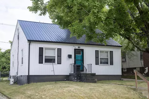 952 Meadow Ln, Lexington, KY 40505