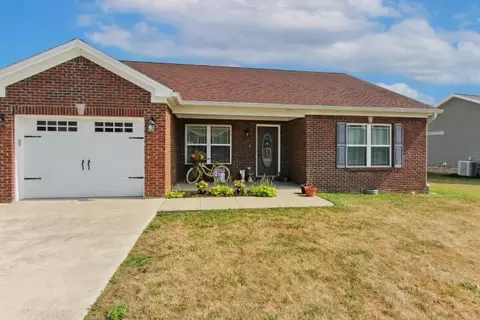 1027 Progress Place Pl, Lawrenceburg, KY 40342