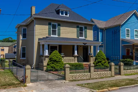 515 Elm Tree Ln, Lexington, KY 40508