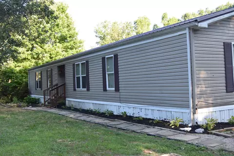 201 Ockerman Rd, Bloomfield, KY 40008 photo 2