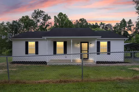 31 Windy Cove Ln, Stanton, KY 40380