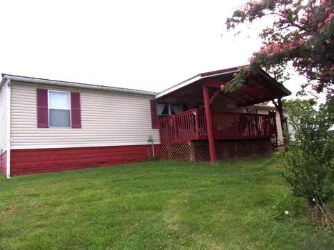 2801 Day Rd, Owingsville, KY 40360