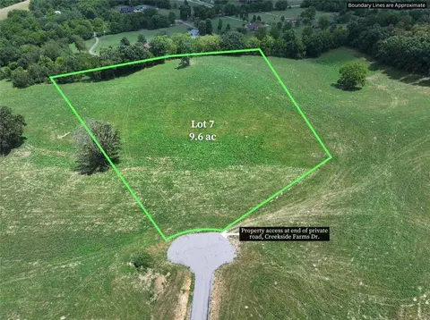 668 Creekside Farms Dr, Cynthiana, KY 41031