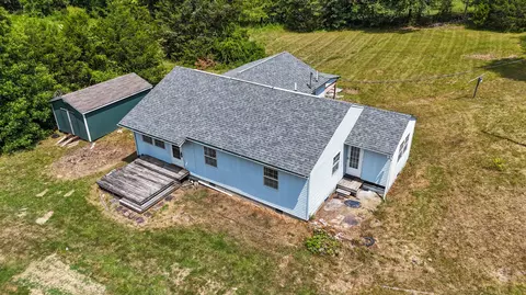 5285 Mount Zion Rd, East Bernstadt, KY 40729