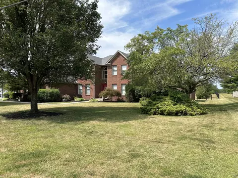 207 Eric Dr, Richmond, KY 40475