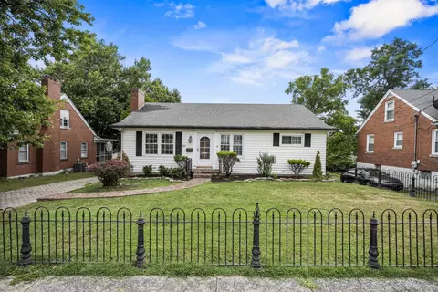 311 Norwood Dr, Richmond, KY 40475