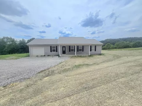 Exterior - 2427 Lambert Rd, Berea, KY 40403 photo 2 of 7