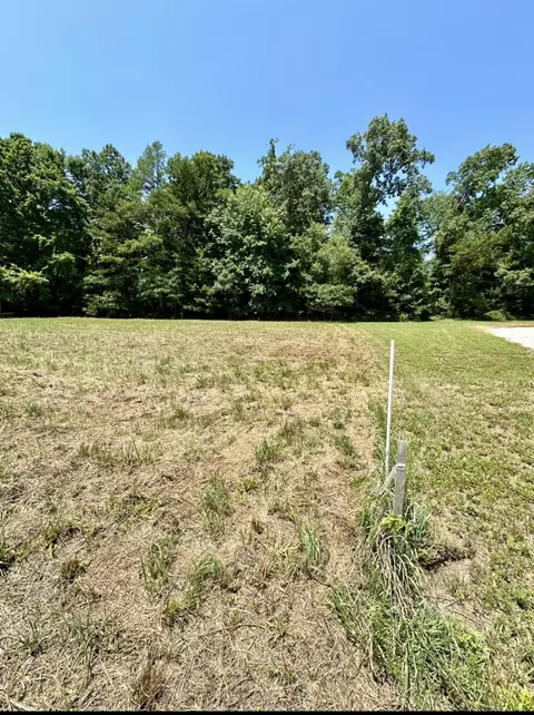 12 Mcfall Rd, Albany, KY 42602