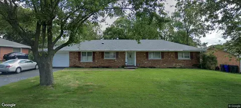 1619 Auburn Dr, Lexington, KY 40505