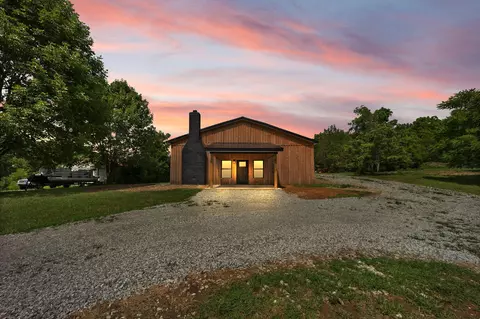 590 Perry Lee Colyer Rd, Somerset, KY 42501